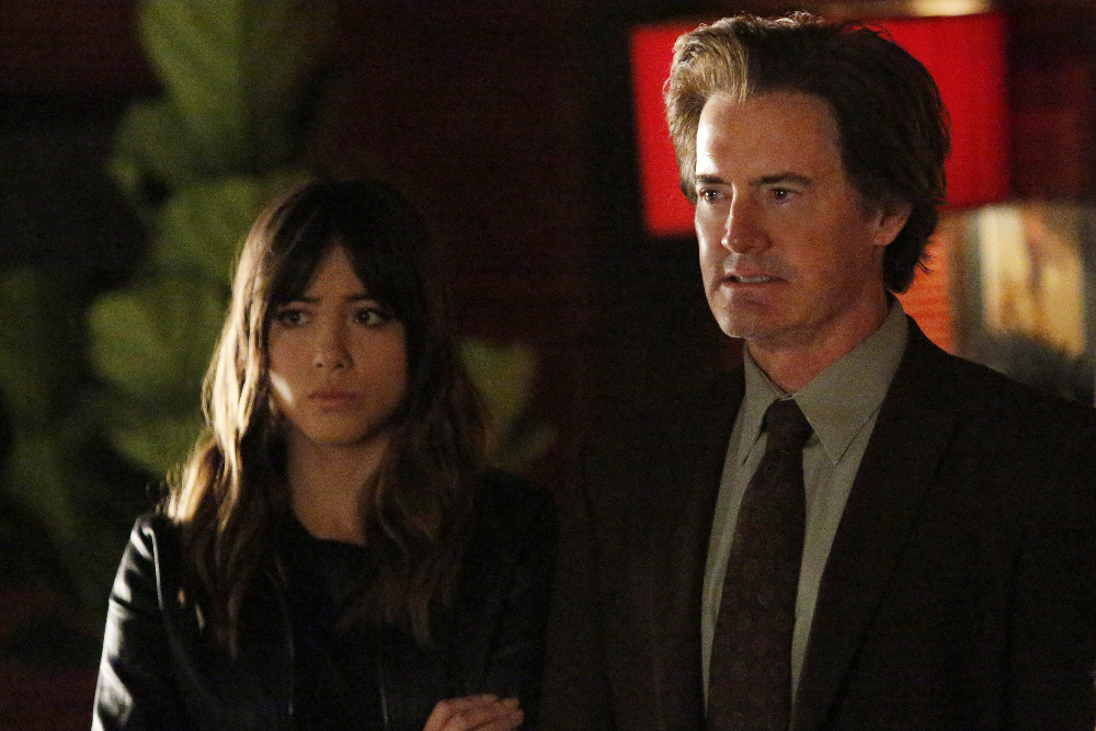 Still of Kyle MacLachlan and Chloe Bennet in Agents of S.H.I.E.L.D. (2013)