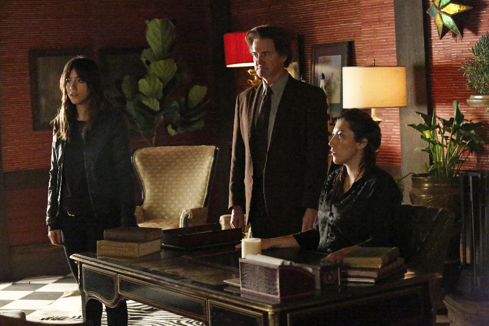 Still of Kyle MacLachlan, Dichen Lachman and Chloe Bennet in Agents of S.H.I.E.L.D. (2013)