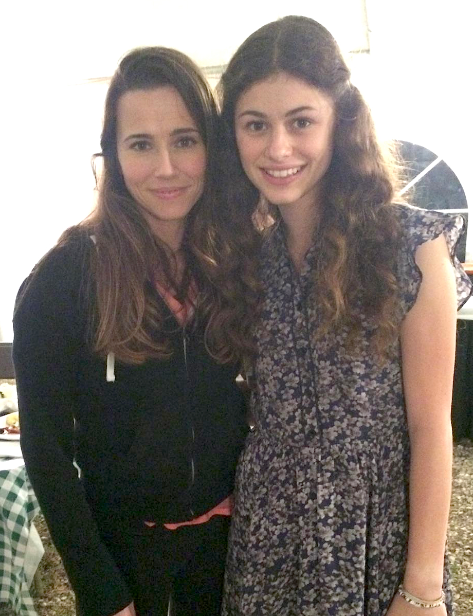 Linda Cardellini and Taylor Rouviere, Bloodline