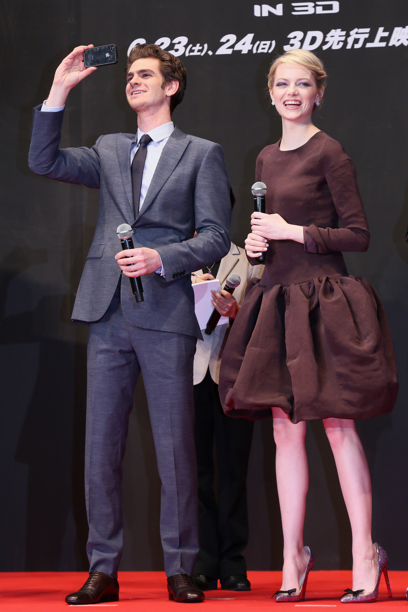 Emma Stone and Andrew Garfield at event of Nepaprastas Zmogus-Voras (2012)