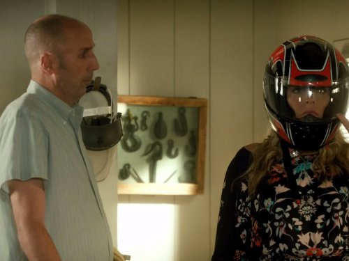 Still of Bob Clendenin and Busy Philipps in Cougar Town (2009)