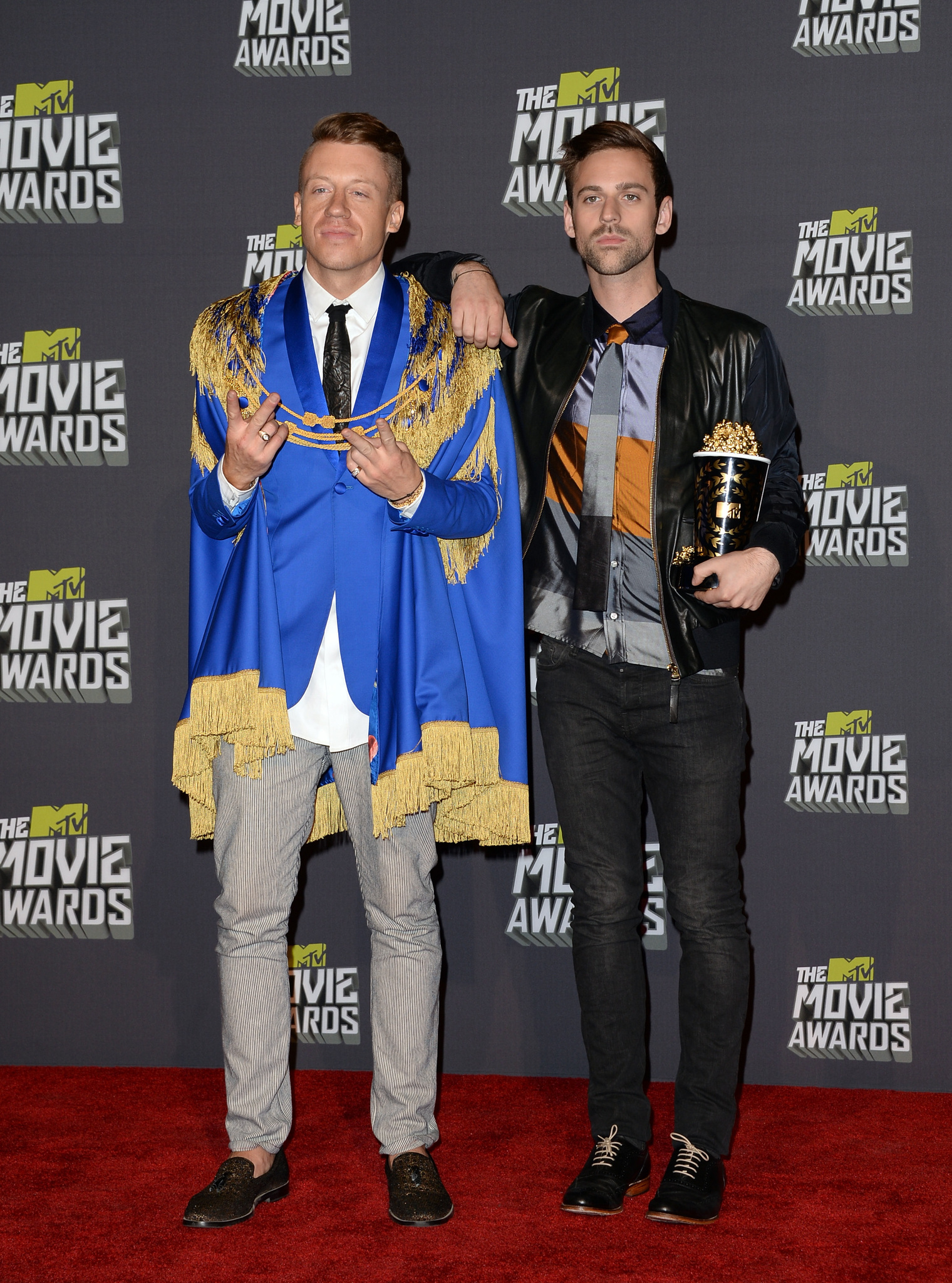 Ryan Lewis and Macklemore at event of 2013 MTV Movie Awards (2013)