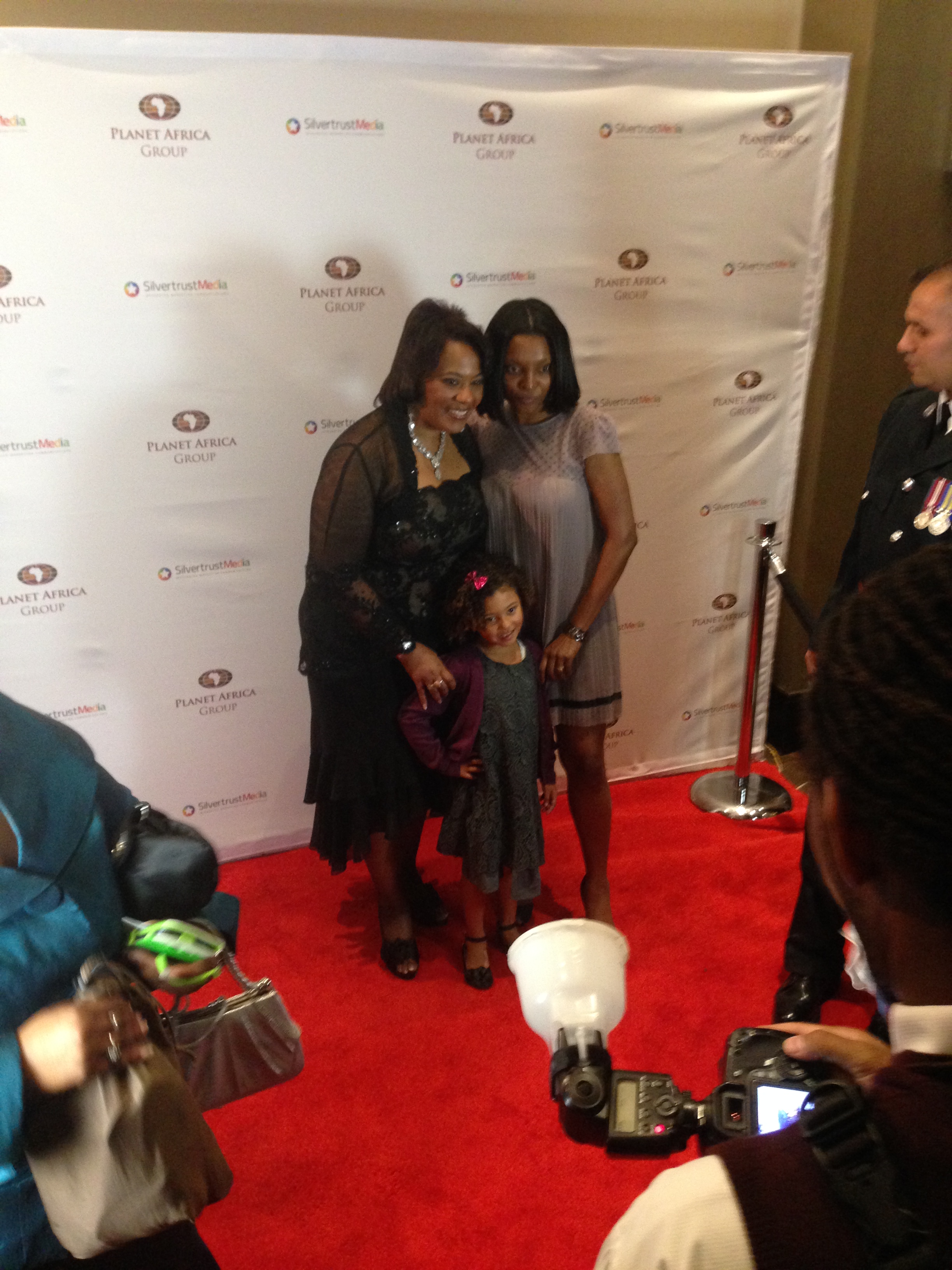 Aaliyah Cinello on the red carpet with her mom Raven Cinello and Dr. Bernice King.