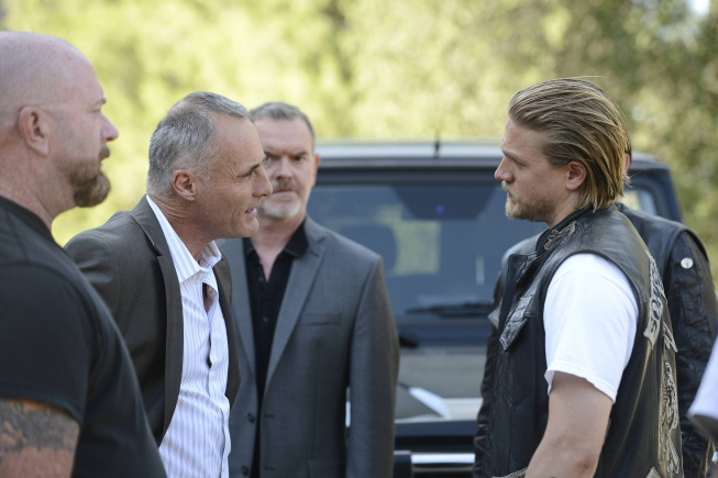Still of Scott Anderson, Charlie Hunnam and Timothy V. Murphy in Sons of Anarchy (2008)