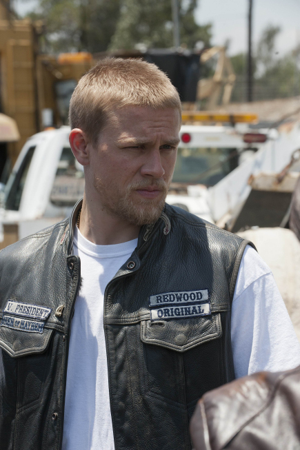 Still of Charlie Hunnam in Sons of Anarchy (2008)