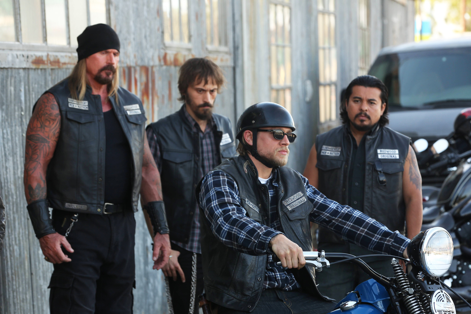 Still of Charlie Hunnam, Jacob Vargas, Niko Nicotera and Rusty Coones in Sons of Anarchy (2008)