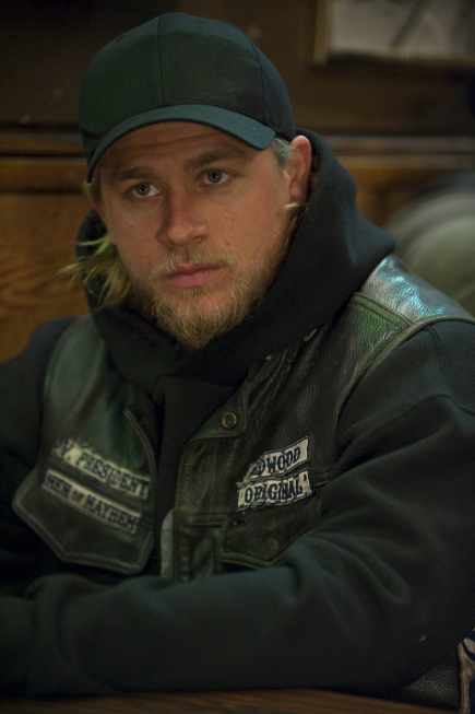 Still of Charlie Hunnam in Sons of Anarchy (2008)