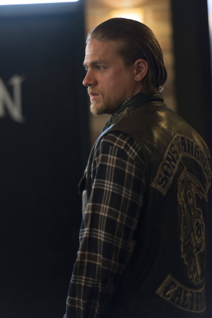 Still of Charlie Hunnam in Sons of Anarchy (2008)