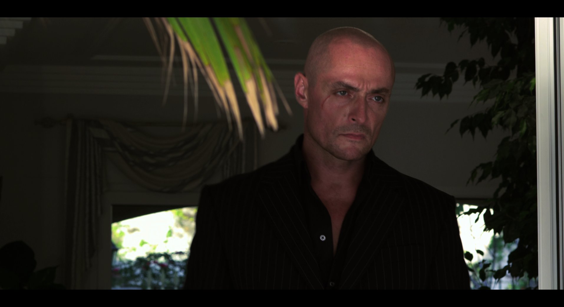 Sean Cronin as the DON in Drug Dealers' Birds