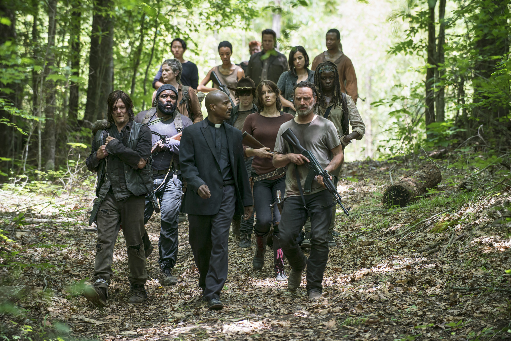 Still of Norman Reedus, Chad L. Coleman, Michael Cudlitz, Seth Gilliam, Lawrence Gilliard Jr., Andrew Lincoln, Melissa McBride, Alanna Masterson, Lauren Cohan, Danai Gurira, Sonequa Martin-Green, Steven Yeun, Josh McDermitt and Chandler Riggs in Vaikstantys numireliai (2010)