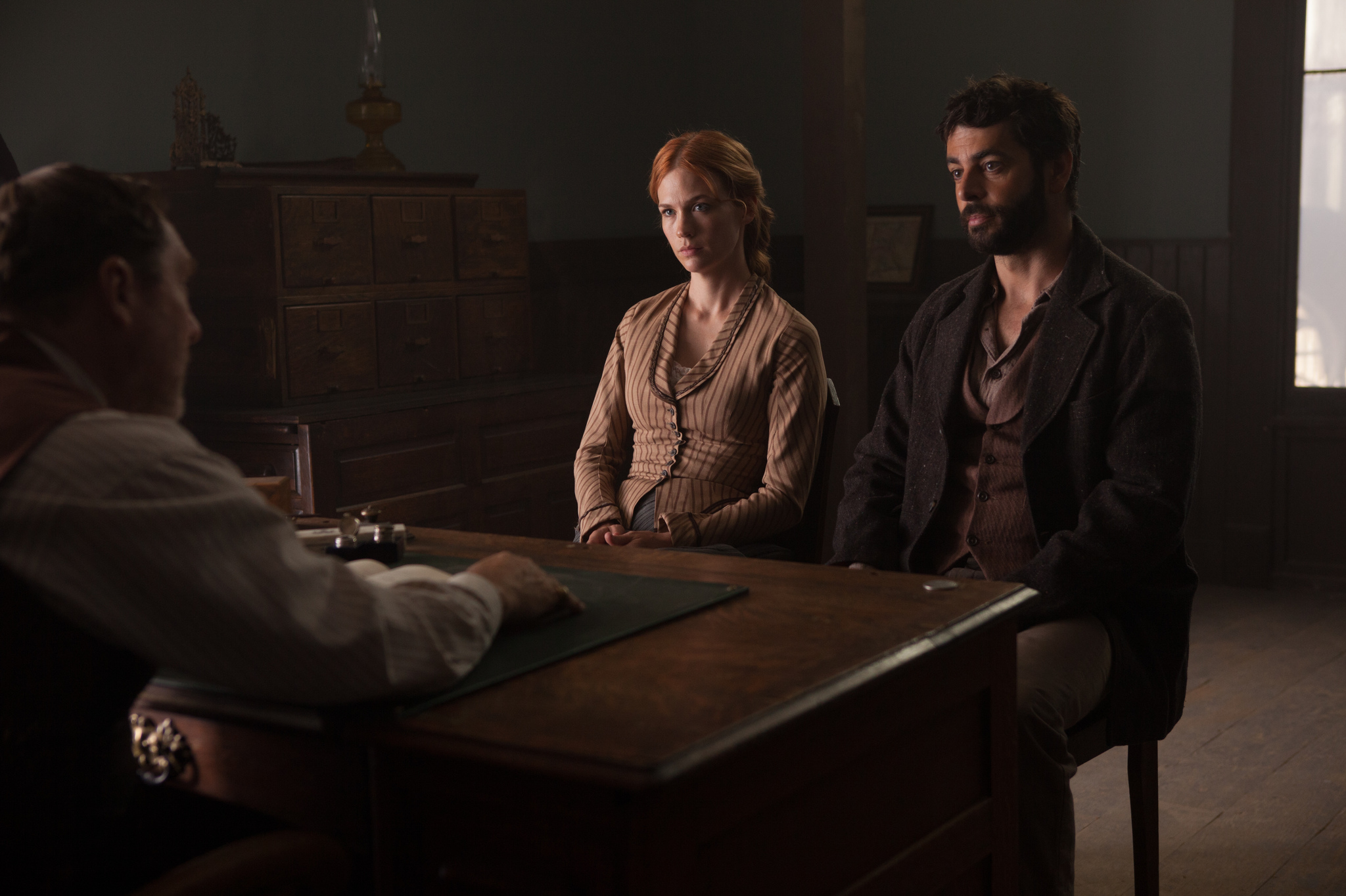 Still of January Jones and Eduardo Noriega in Sweetwater (2013)