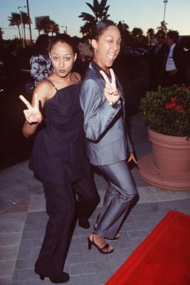 Tamera Mowry-Housley and Tia Mowry-Hardrict at event of Snake Eyes (1998)