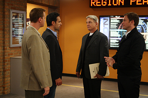 Still of Mark Harmon, Michael Weatherly and T.J. Ramini in NCIS: Naval Criminal Investigative Service (2003)