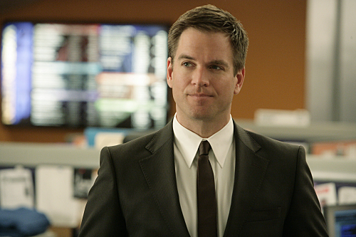 Michael Weatherly in NCIS: Naval Criminal Investigative Service (2003)