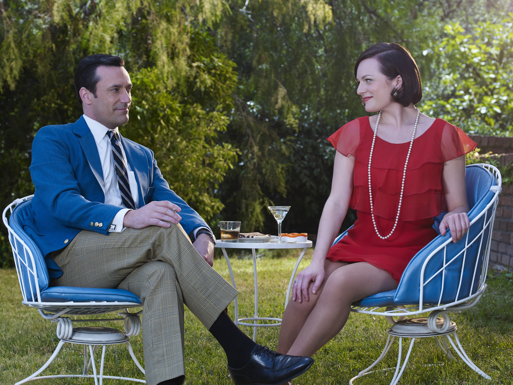 Still of Elisabeth Moss and Jon Hamm in MAD MEN. Reklamos vilkai (2007)