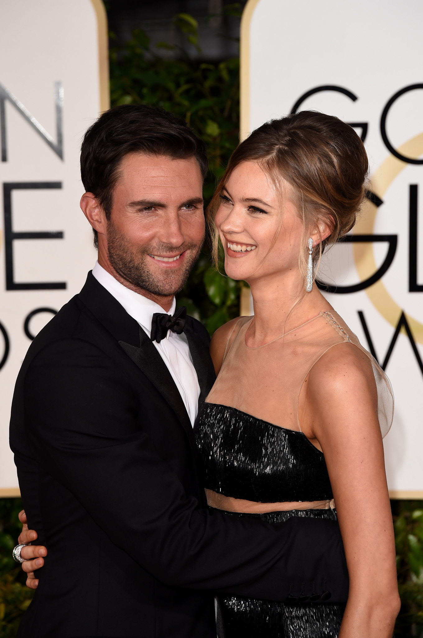 Adam Levine and Behati Prinsloo at event of 72nd Golden Globe Awards (2015)