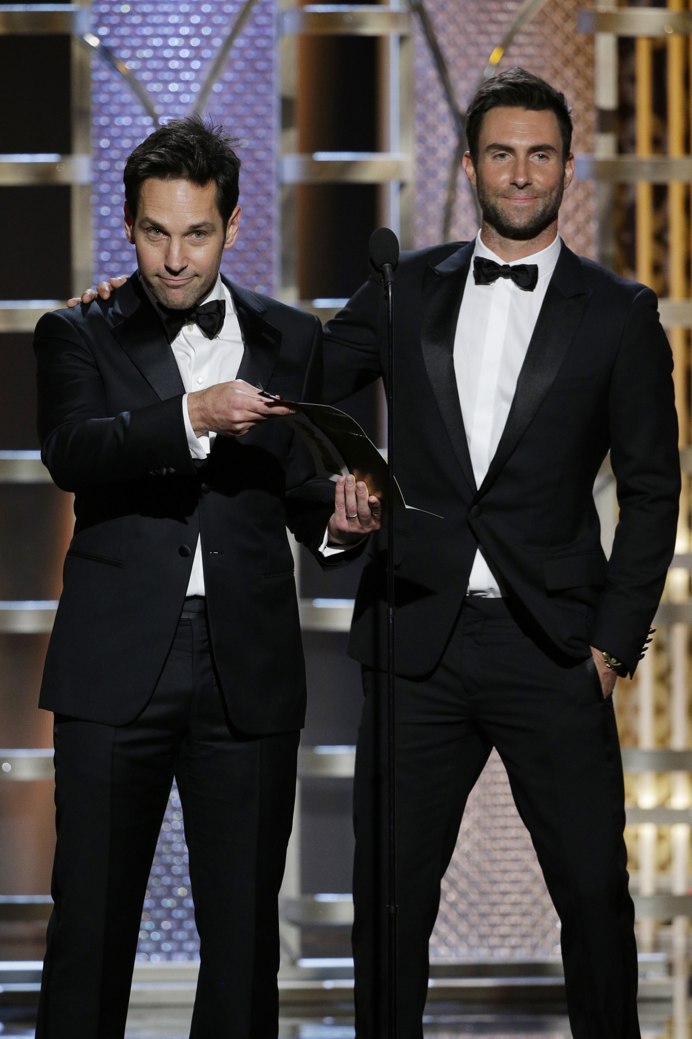 Paul Rudd and Adam Levine at event of 72nd Golden Globe Awards (2015)