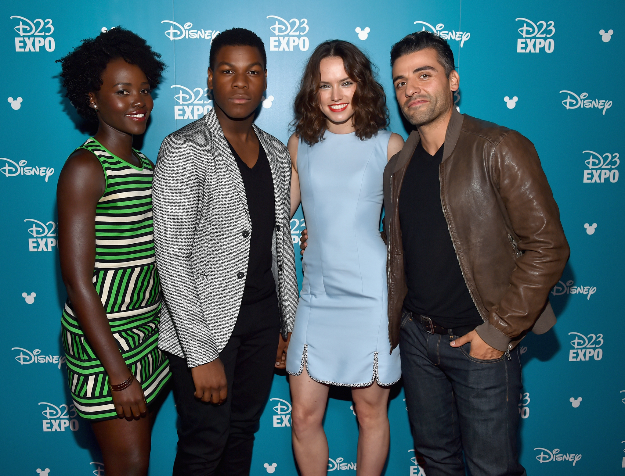 Oscar Isaac, Lupita Nyong'o, John Boyega and Daisy Ridley at event of Zvaigzdziu karai: galia nubunda (2015)