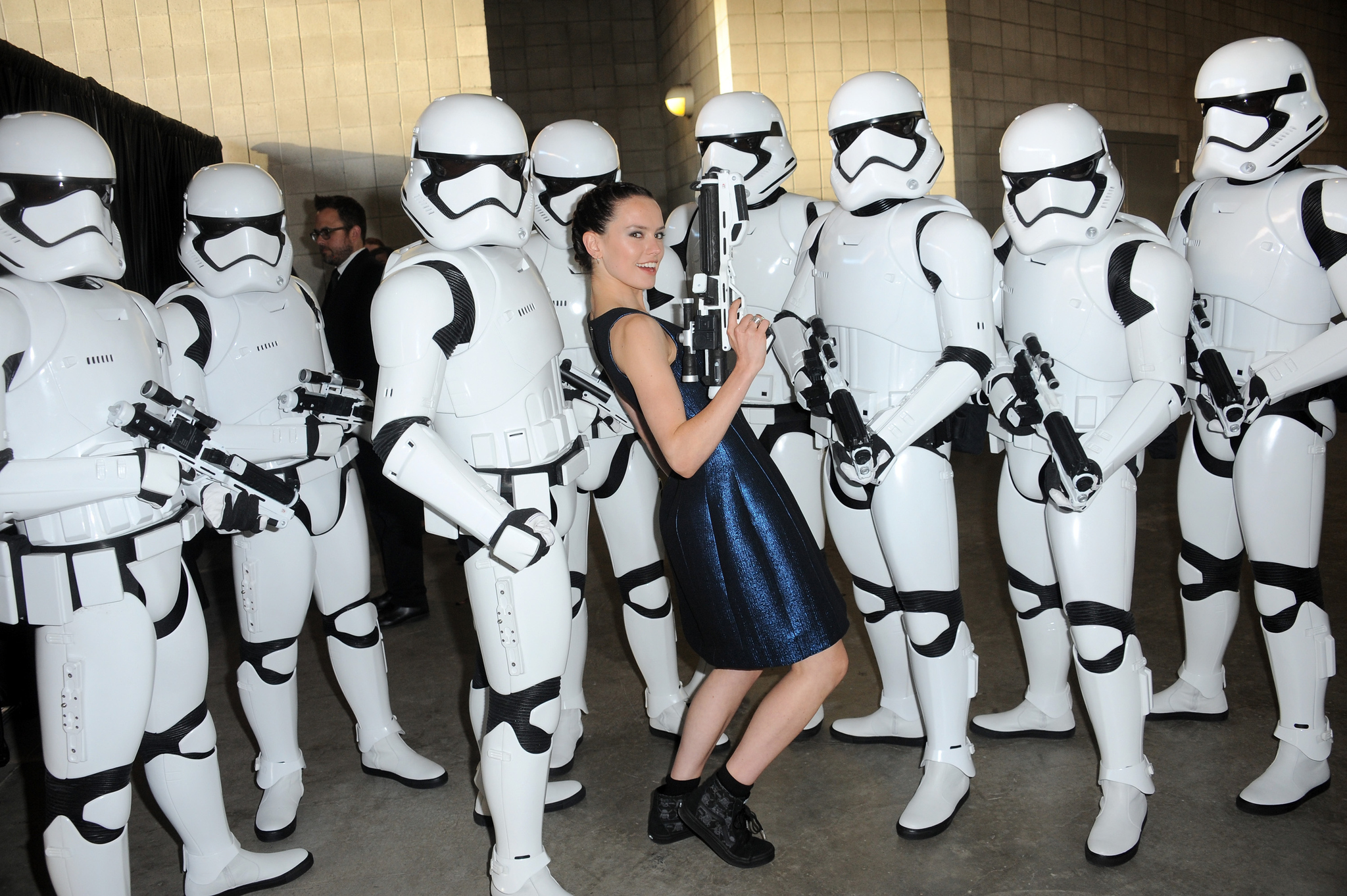 Daisy Ridley at event of Zvaigzdziu karai: galia nubunda (2015)