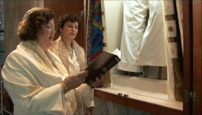 Mindy A. Portnoy and Laura T. Croen in The High Holy Days Video Project (2010)