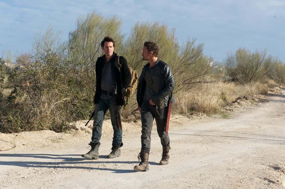 Still of Billy Burke and David Lyons in Revolution (2012)