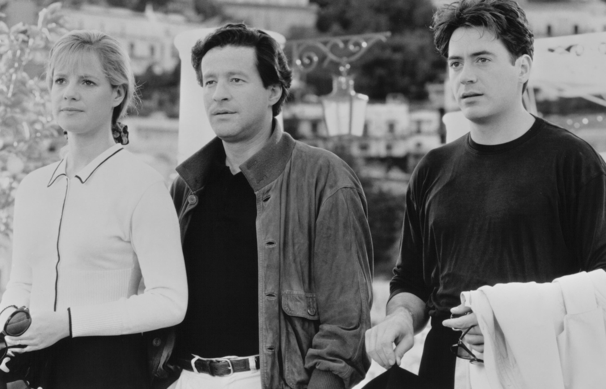 Still of Robert Downey Jr., Bonnie Hunt and Joaquim de Almeida in Only You (1994)
