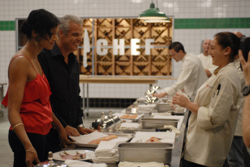 Still of Padma Lakshmi and Eric Ripert in Top Chef (2006)