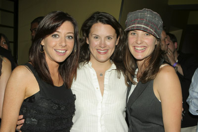 Alyson Hannigan, Cobie Smulders and Jennifer Kristen Howell