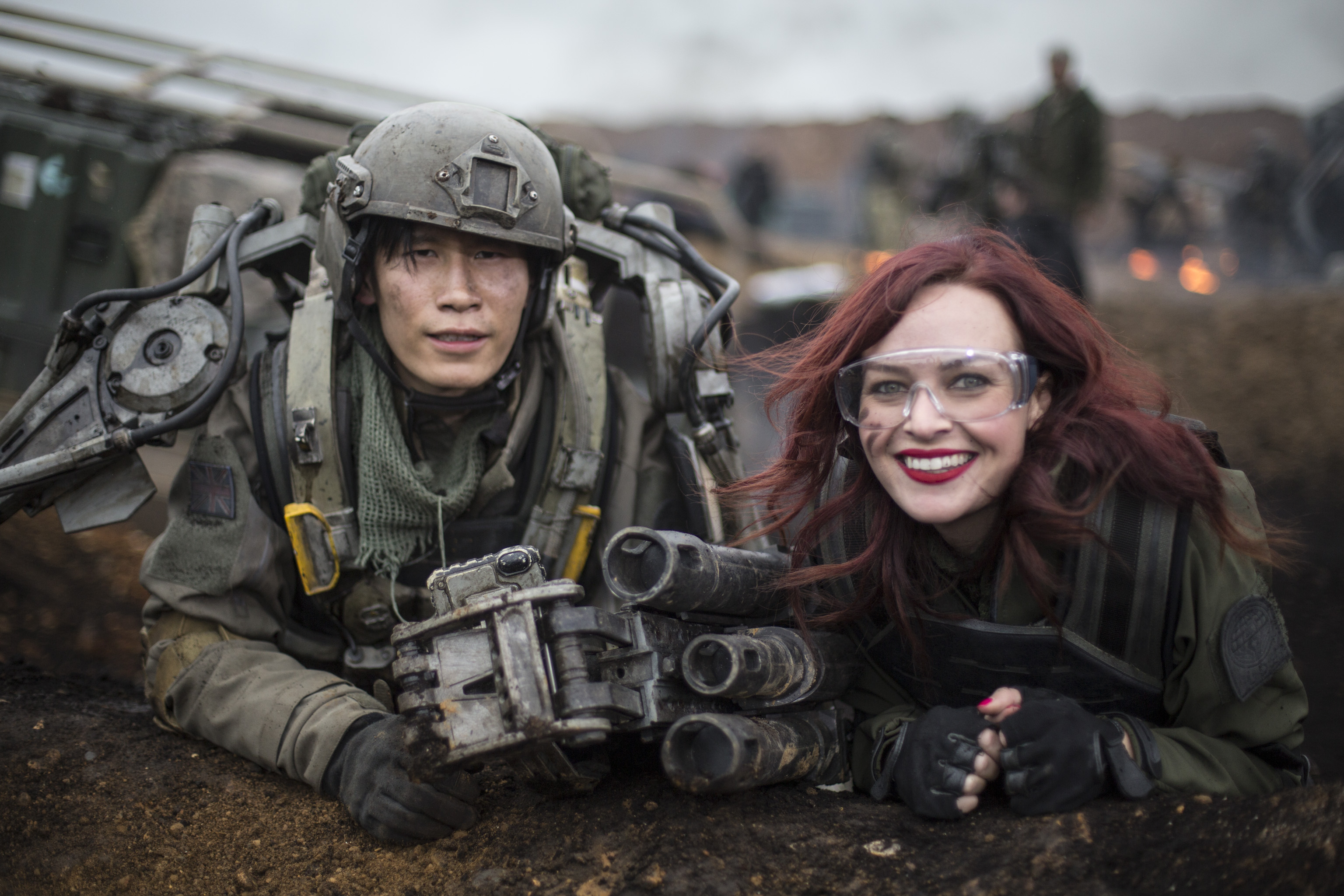 Bruce Chong with Alicia Malone. Edge of Tomorrow mini-movie (2014)