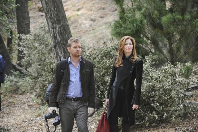 Still of Dana Delany and Nic Bishop in Body of Proof (2011)