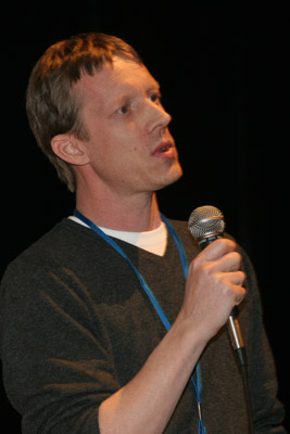 Andrew Quigley at event of Diameter of the Bomb (2005)