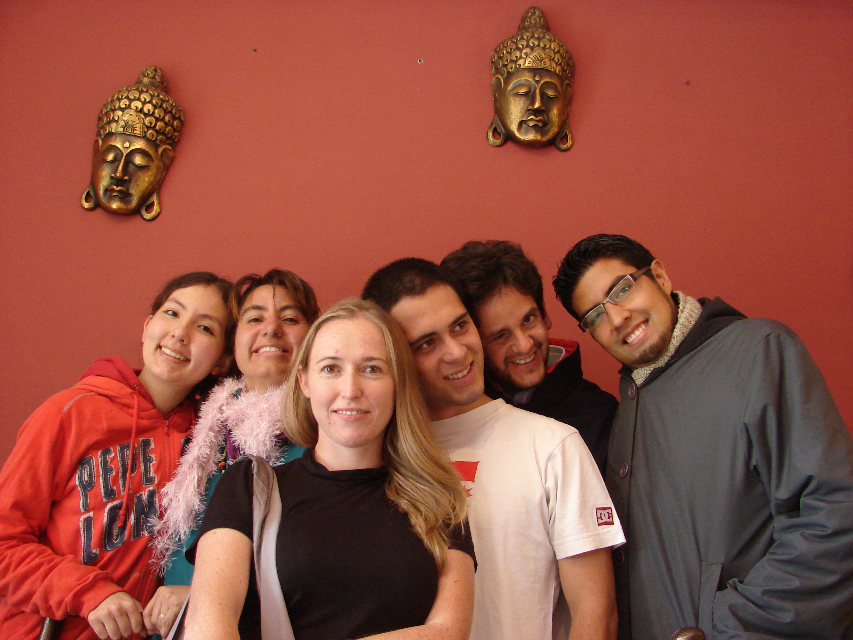 Director Claudia Siles and cast of Can t do it alone (2011)