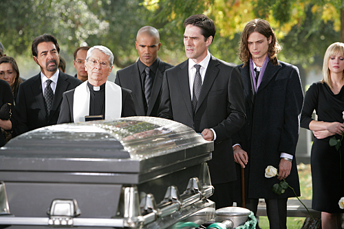 Still of Joe Mantegna, Thomas Gibson, Shemar Moore, A.J. Cook, Joe Allen Price and Matthew Gray Gubler in Nusikalstami protai (2005)