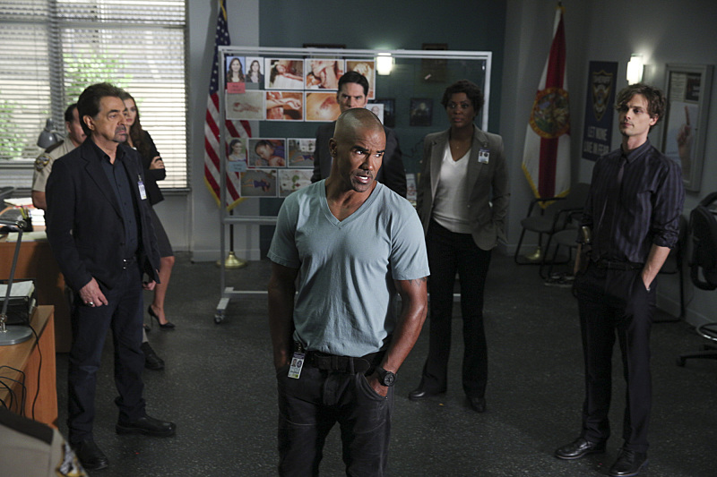 Still of Joe Mantegna, Thomas Gibson, Shemar Moore, Aisha Tyler and Matthew Gray Gubler in Nusikalstami protai (2005)