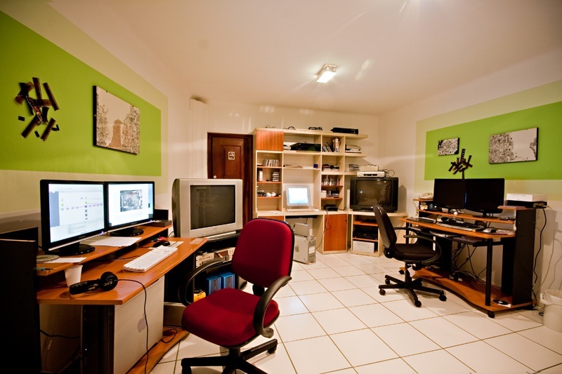 Video Editing Suites at Visom Digital, Rio de Janeiro, Brazil