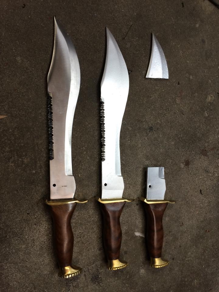 (1) Real knife (2) Prop knife - resin (3) Prop knife - resin 
