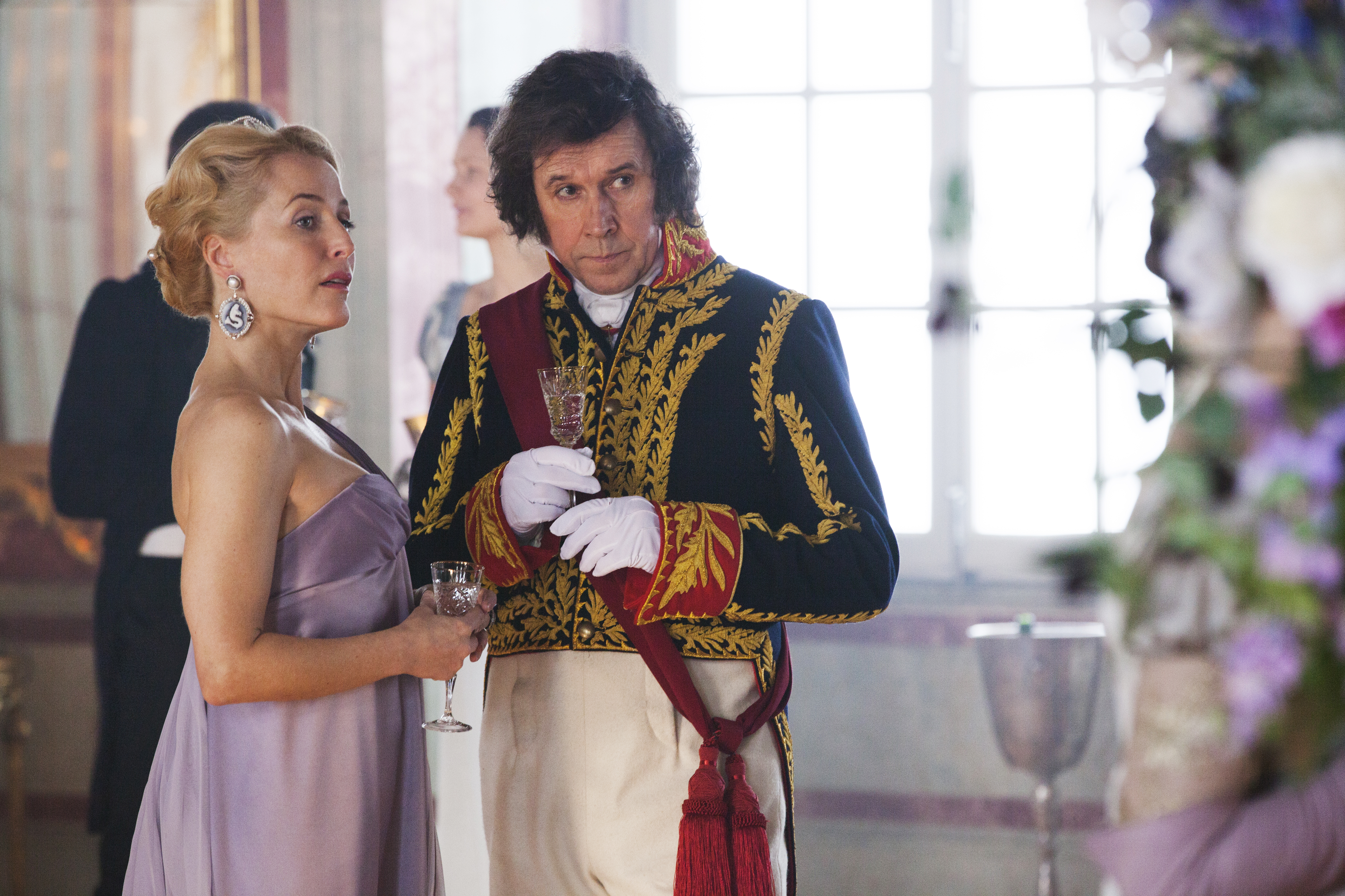 Still of Gillian Anderson and Stephen Rea in War & Peace (2016)