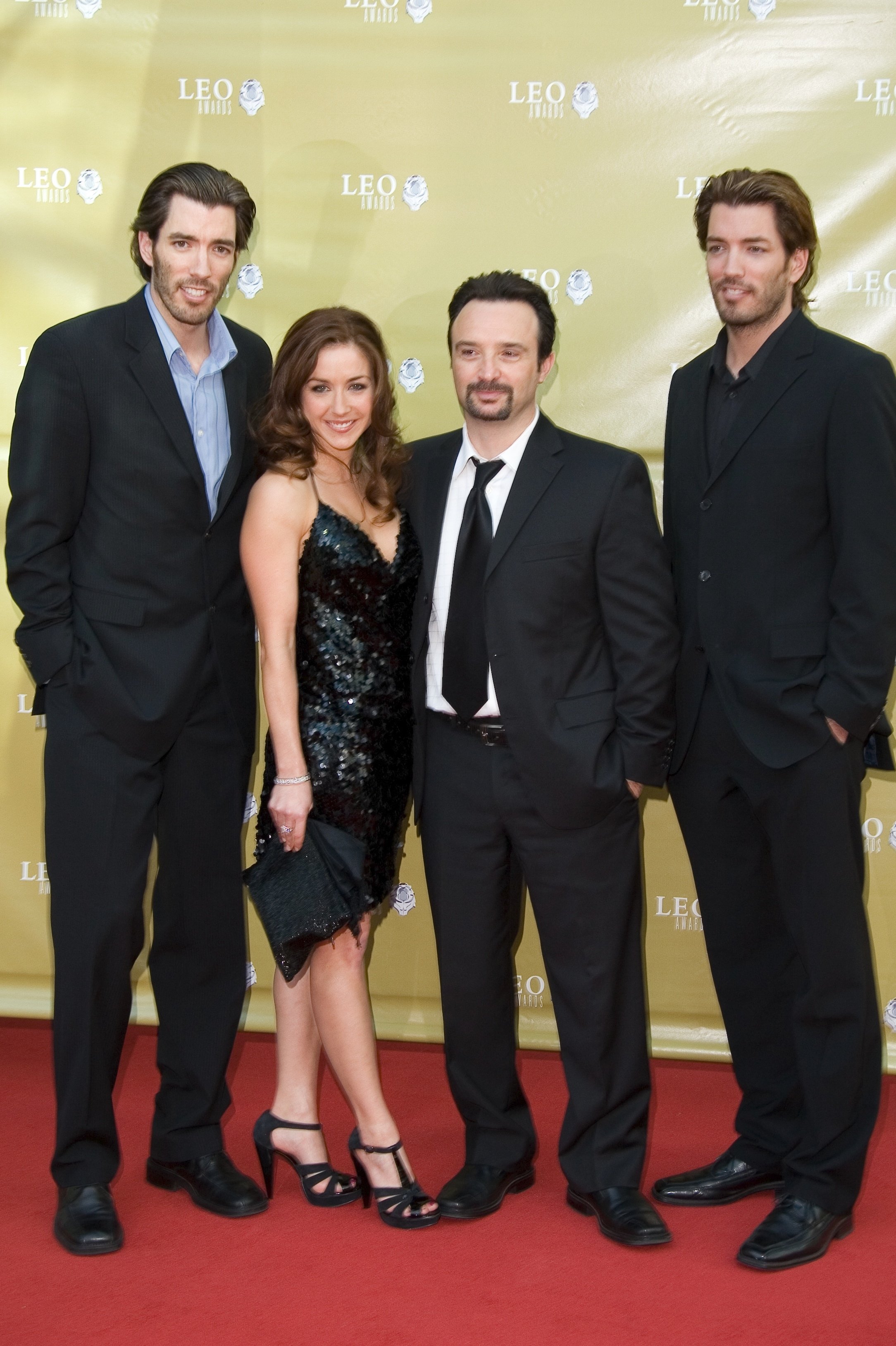 Drew Scott, Erin Karpluk, John Cassini & Jonathan Silver Scott on 2009 Leo Awards Red Carpet.