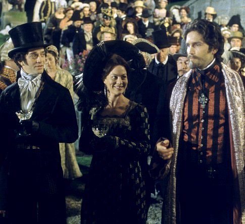 Still of Jim Caviezel, James Frain and Helen McCrory in The Count of Monte Cristo (2002)