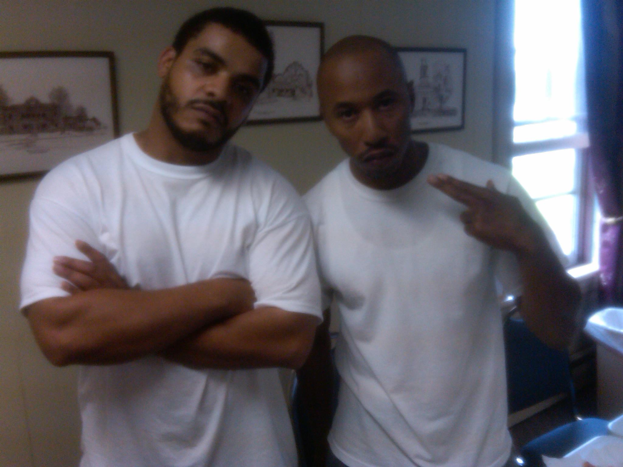 Luis Sanchez and Fredro Starr on set of 
