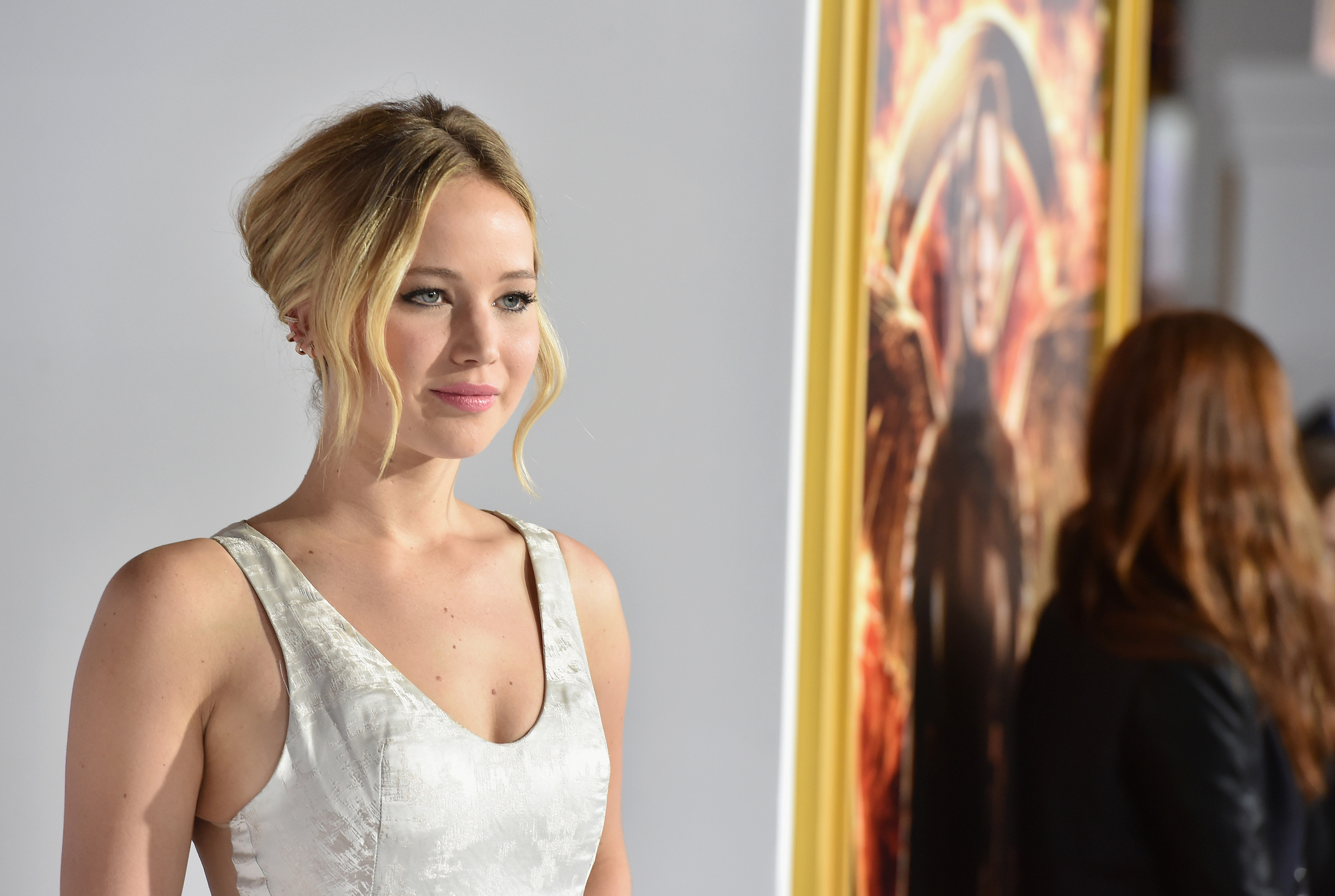 Jennifer Lawrence at event of Bado zaidynes: Strazdas giesmininkas. 1 dalis (2014)