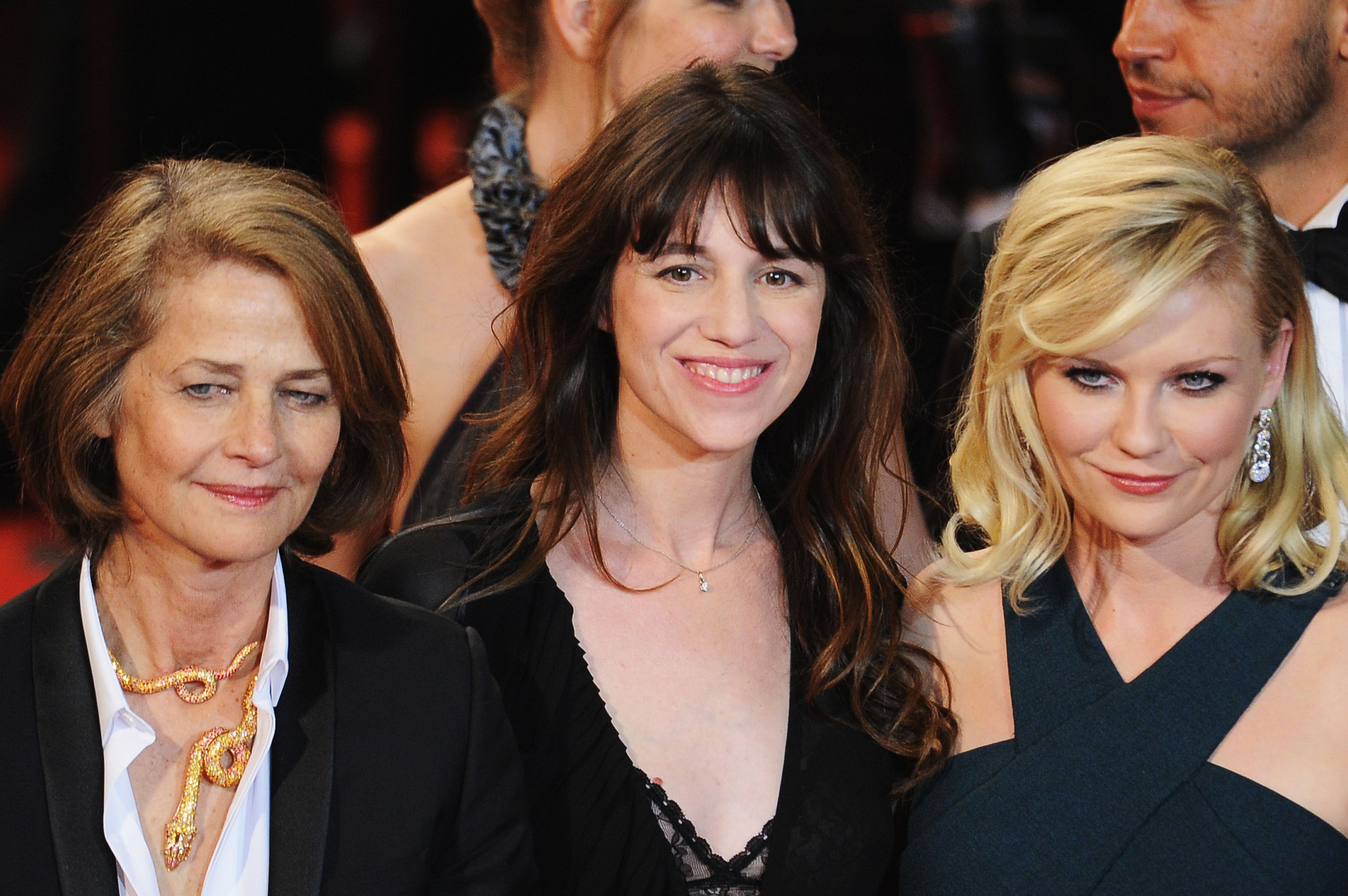 Kirsten Dunst, Charlotte Gainsbourg and Charlotte Rampling at event of Melancholija (2011)