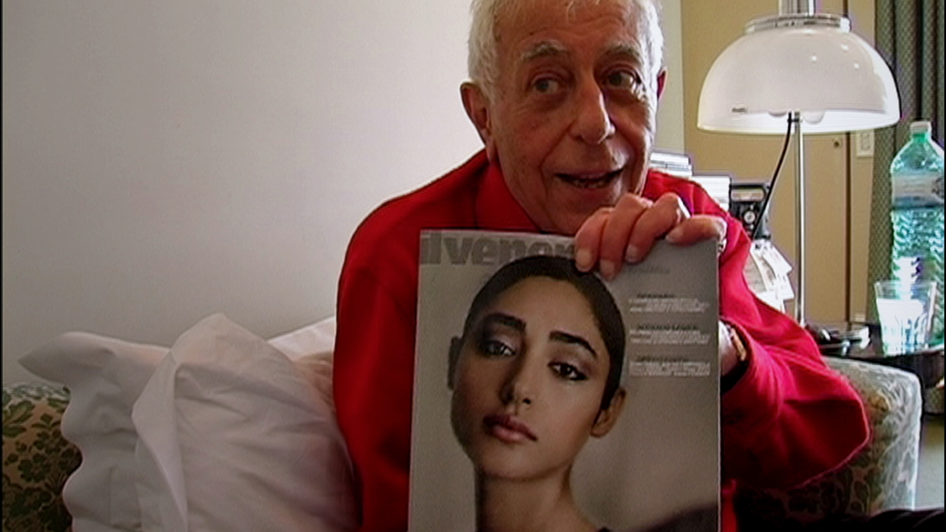 Still of Bahman Mohasses in Fifi az khoshhali zooze mikeshad (2013)