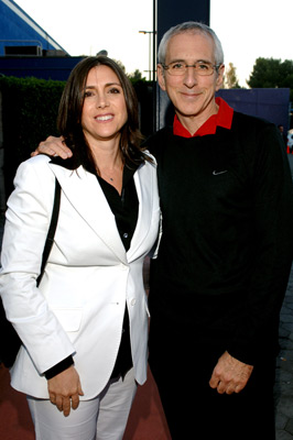 Michael Shamberg and Stacey Sher at event of The Skeleton Key (2005)