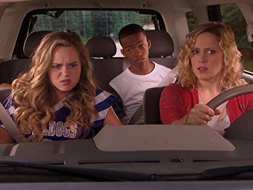 Still of Annie Tedesco, Coy Stewart and Brec Bassinger in Bella and the Bulldogs (2015)