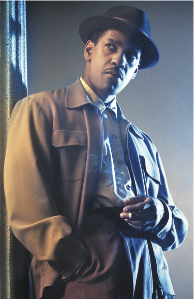 Still of Denzel Washington in Devil in a Blue Dress (1995)