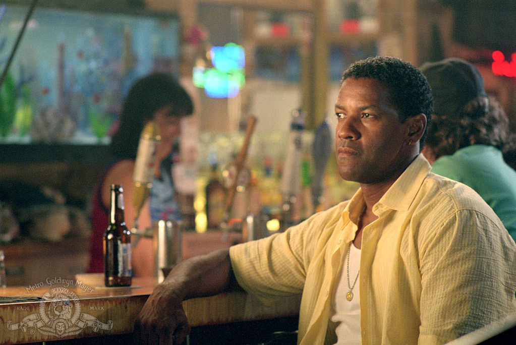 Still of Denzel Washington in Out of Time (2003)