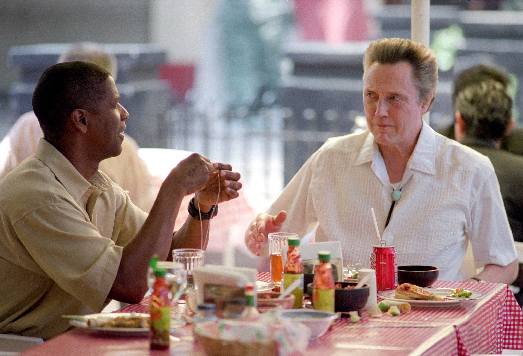 Still of Denzel Washington and Christopher Walken in Degantis zmogus (2004)