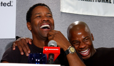 Denzel Washington and Derek Luke at event of Antwone Fisher (2002)