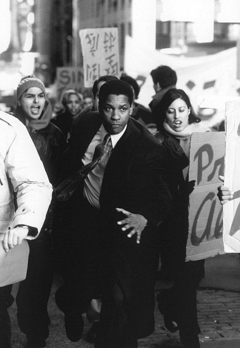 Still of Denzel Washington in Apgultis (1998)